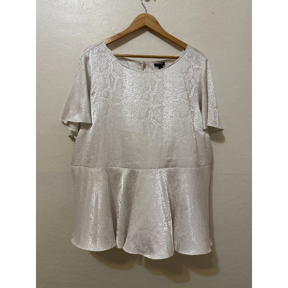 Torrid Womans Animal Print Top Size 3X Metallic Flowy Career Church Short Sleeve
